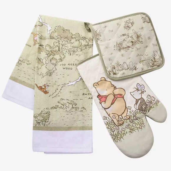 DISNEY WINNIE THE POOH “VINTAGE” 3 PIECE KITCHEN SET! OVEN MITT POTHOLDER TOWEL - Picture 1 of 2